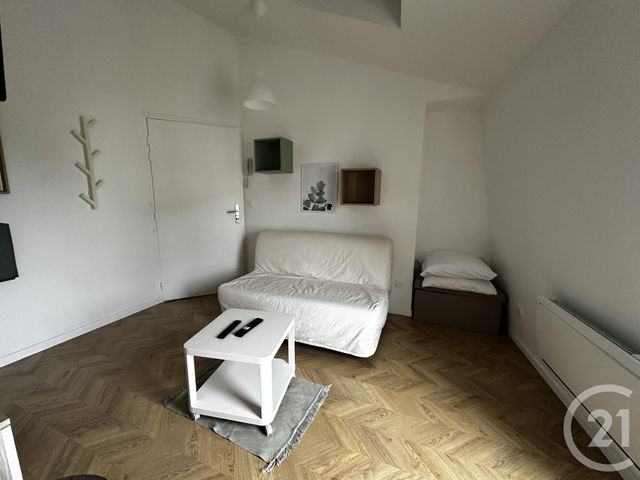 Appartement Studio à louer - 1 pièce - 17.0 m2 - ST QUENTIN - 02 - PICARDIE - Century 21 Faubourg D'Isle
