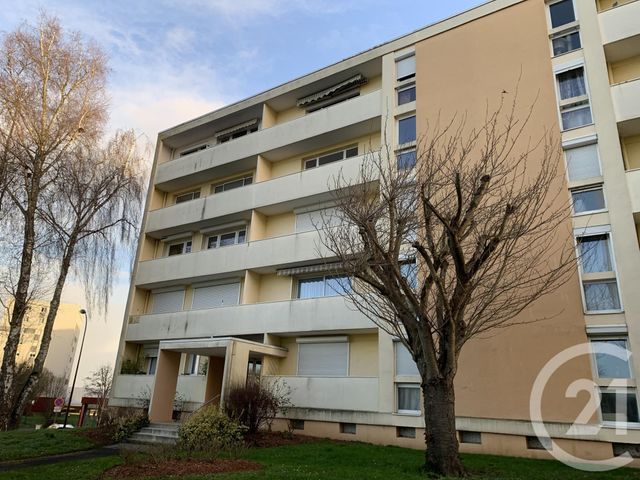 Appartement à vendre - 4 pièces - 66.67 m2 - ST QUENTIN - 02 - PICARDIE - Century 21 Faubourg D'Isle